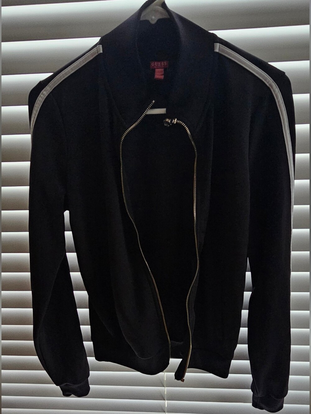 GUESS Black Zip-Up Sweater with White Shoulder Stripes Small Jacket X Small Pant